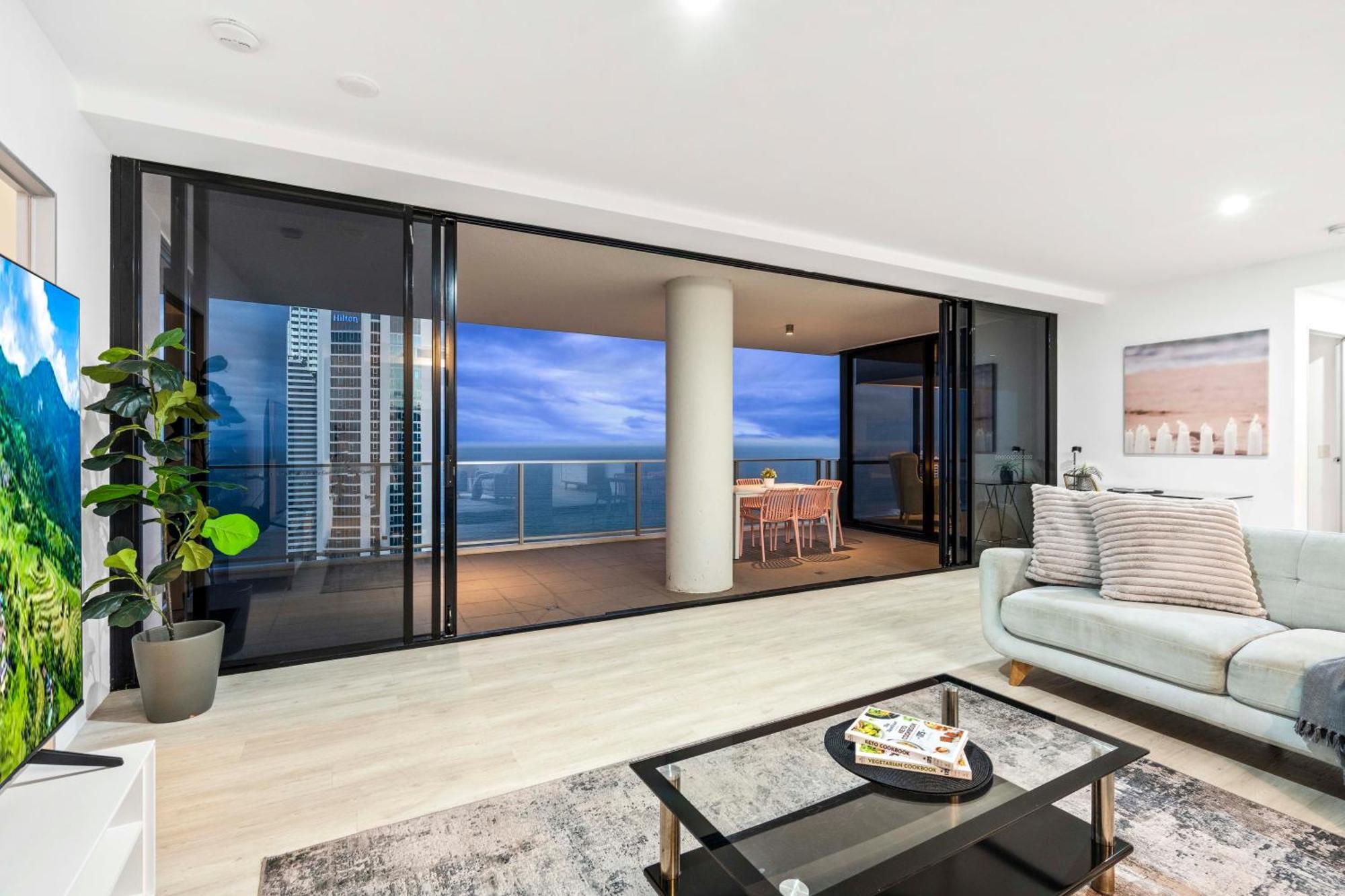 Ocean View Apartments With Balcony - Circle On Cavill - Central Location! - Self Contained & Privately Managed Gold Coast Extérieur photo