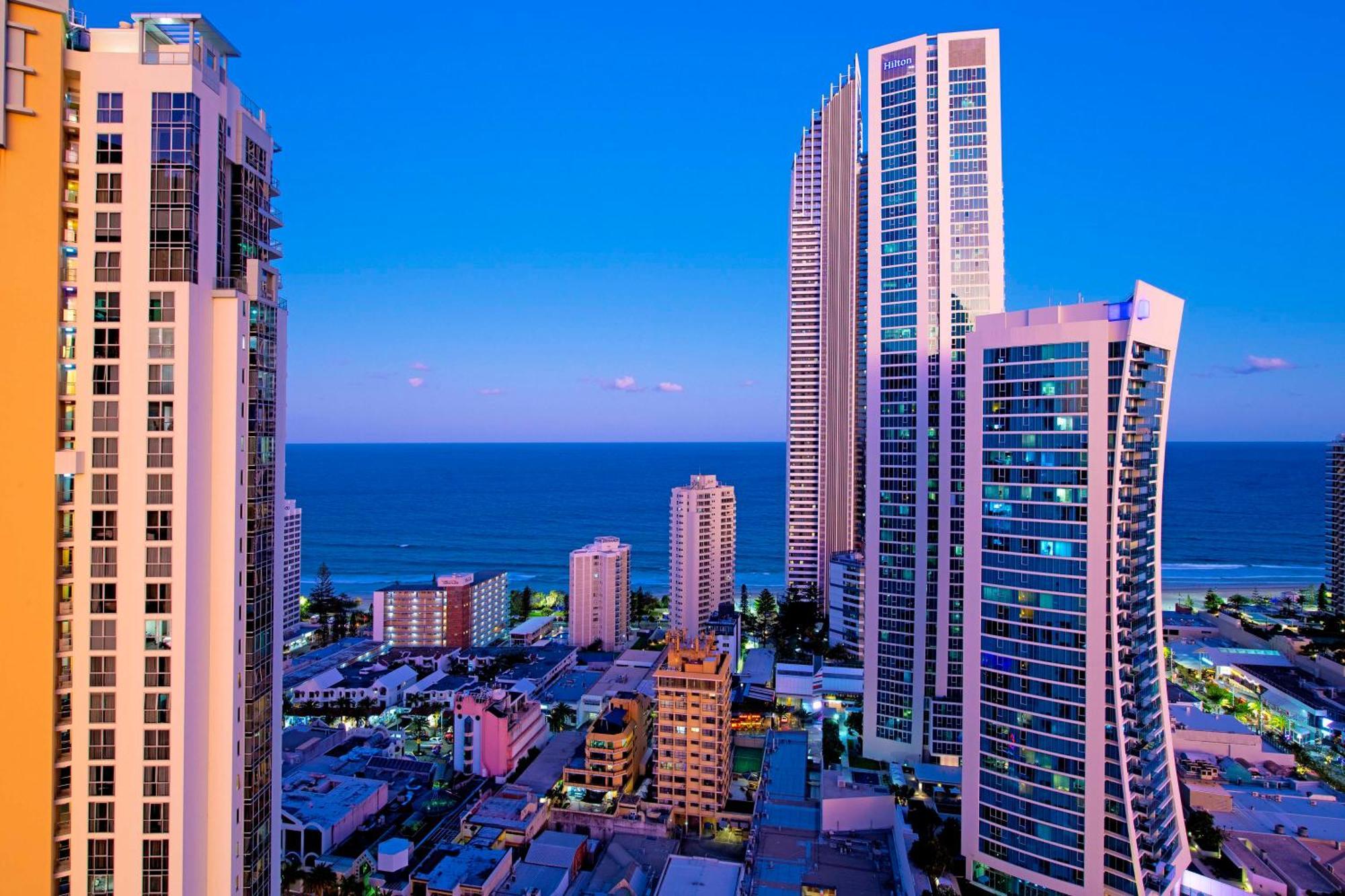 Ocean View Apartments With Balcony - Circle On Cavill - Central Location! - Self Contained & Privately Managed Gold Coast Extérieur photo
