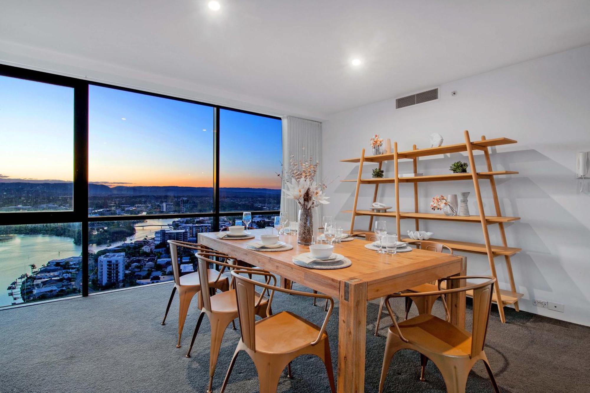 Ocean View Apartments With Balcony - Circle On Cavill - Central Location! - Self Contained & Privately Managed Gold Coast Extérieur photo