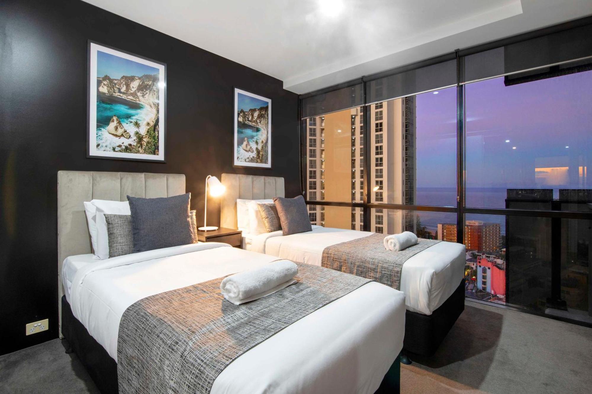 Ocean View Apartments With Balcony - Circle On Cavill - Central Location! - Self Contained & Privately Managed Gold Coast Extérieur photo