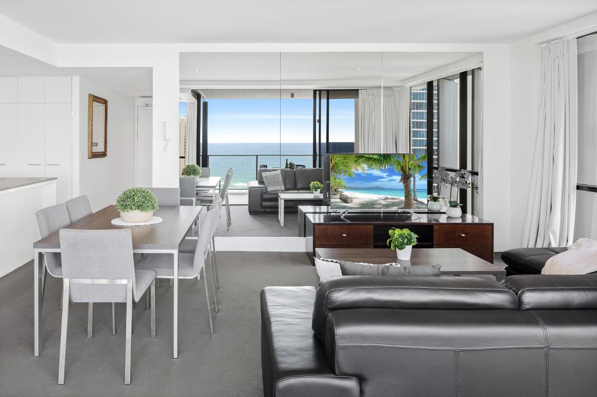 Ocean View Apartments With Balcony - Circle On Cavill - Central Location! - Self Contained & Privately Managed Gold Coast Extérieur photo