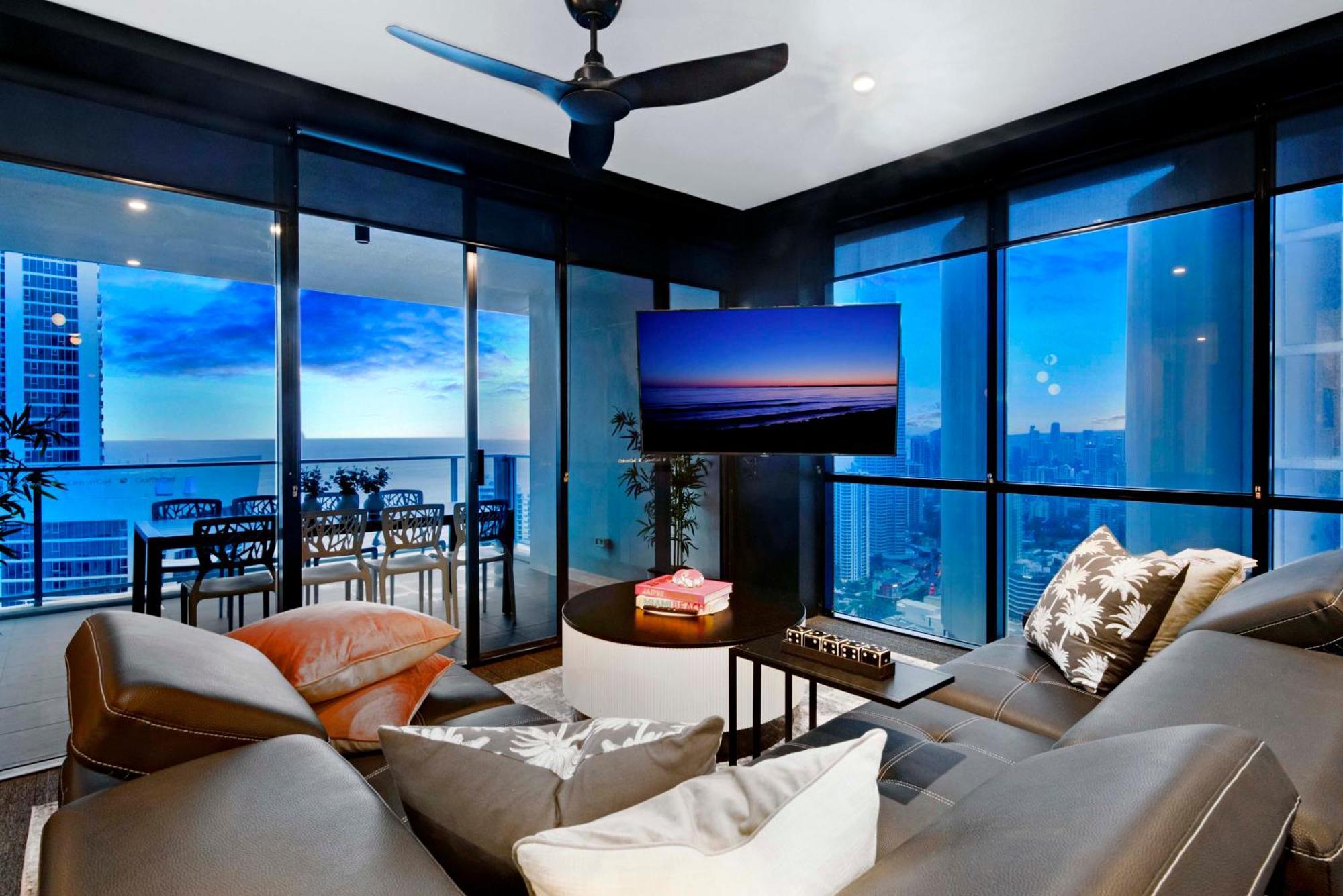 Ocean View Apartments With Balcony - Circle On Cavill - Central Location! - Self Contained & Privately Managed Gold Coast Extérieur photo