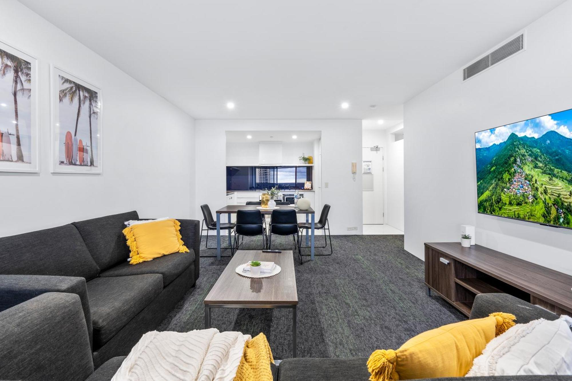 Ocean View Apartments With Balcony - Circle On Cavill - Central Location! - Self Contained & Privately Managed Gold Coast Extérieur photo